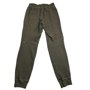 Lululemon At Ease Jogger Sage crops